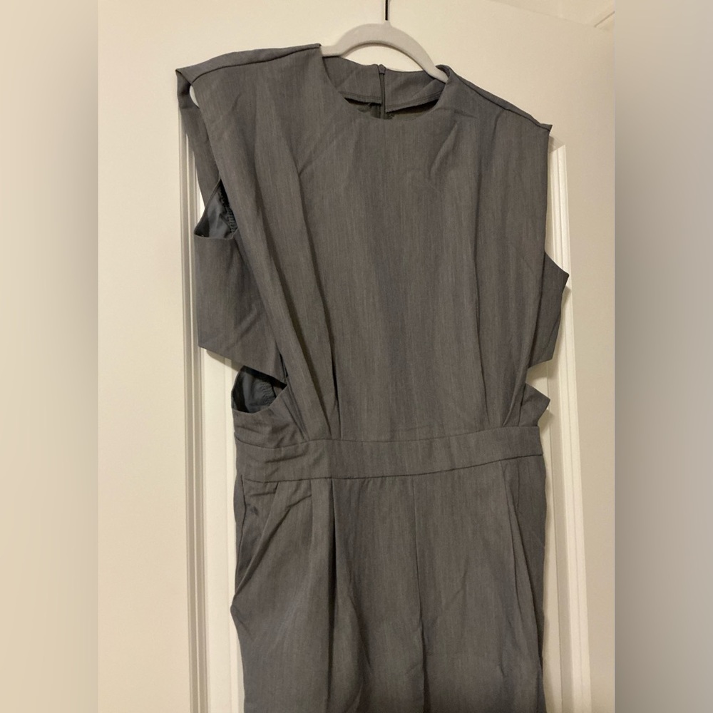 NWOT Gray Romper with Side Cut Outs - Picture 3 of 9